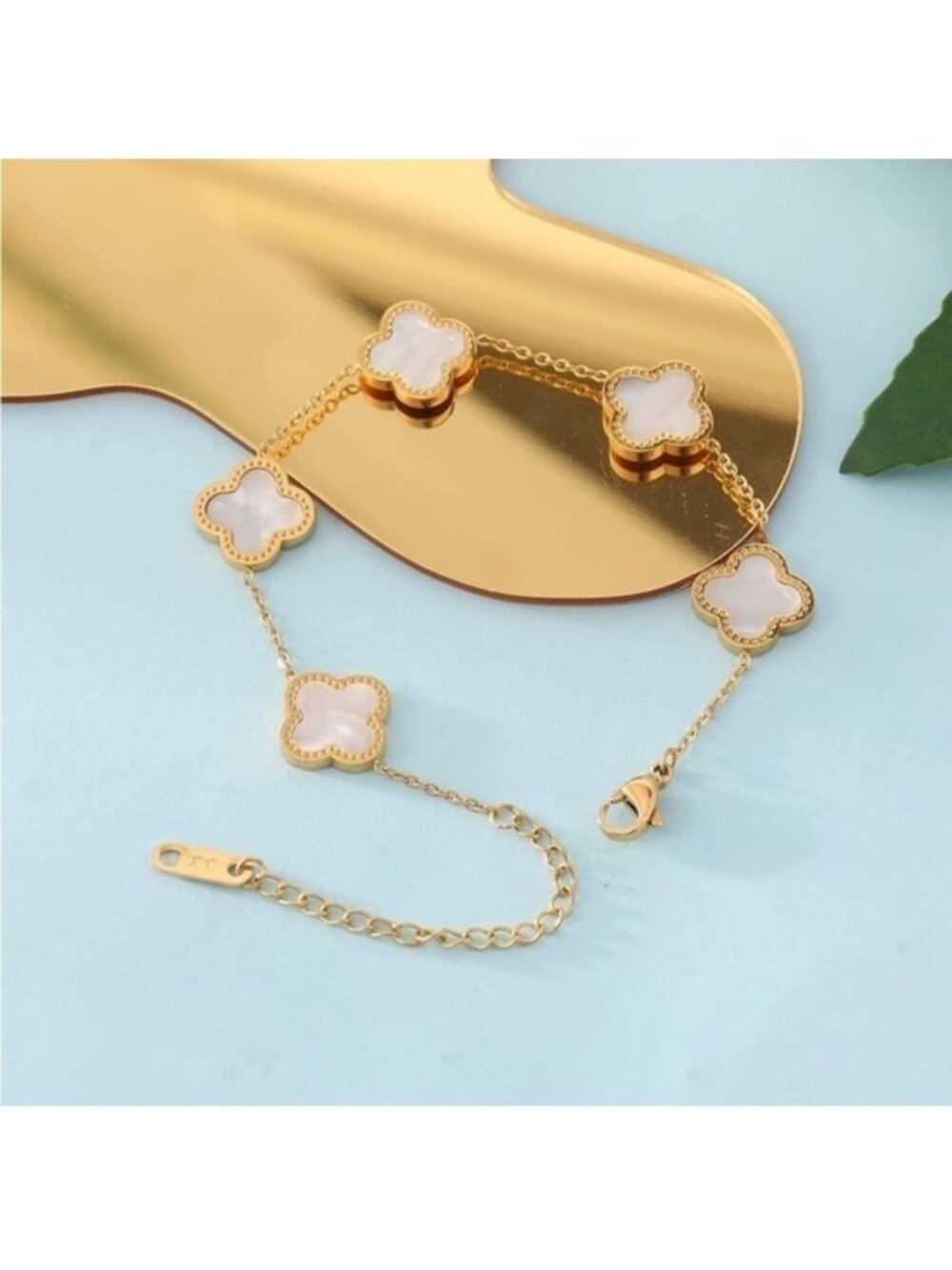 Gold 18k Gold Plated Titanium Clover Charm Bracelet
